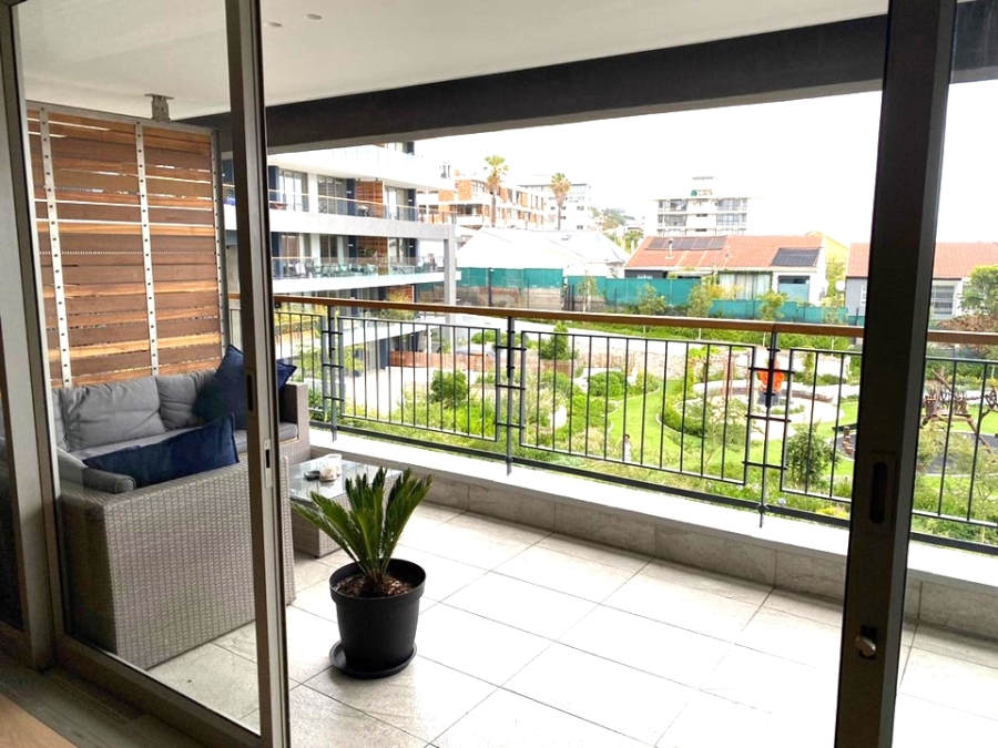 To Let 1 Bedroom Property for Rent in Sea Point Western Cape
